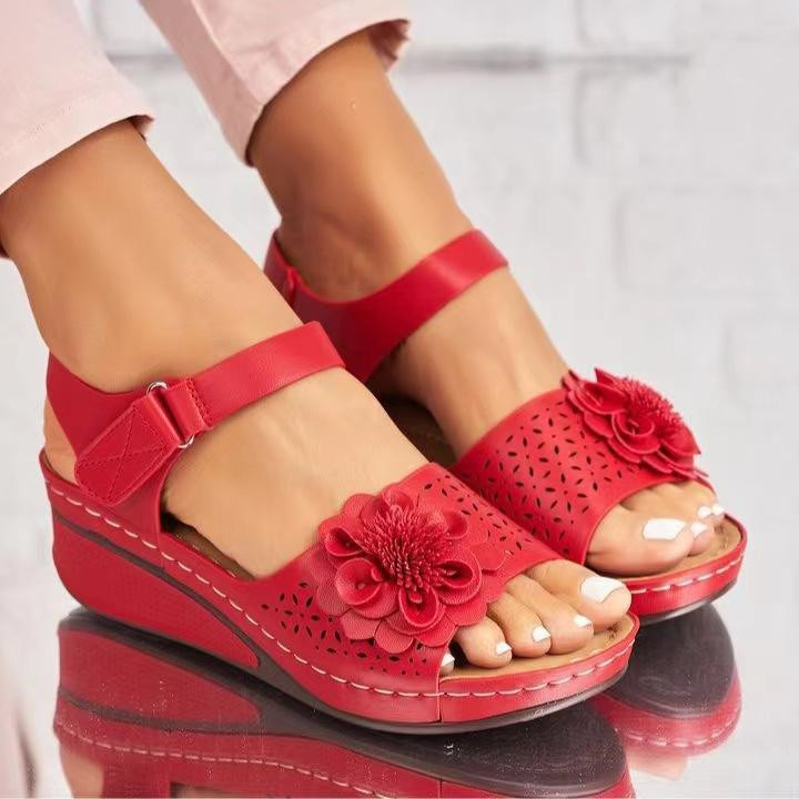 Womens Red Patent Leather Wedge Sandals With Hemp Rope Heel And Straw Woven  Platform, Ankle Strap Chunky Block Heel For Wedding Dress From Shoes_1984,  $98.5 | DHgate.Com