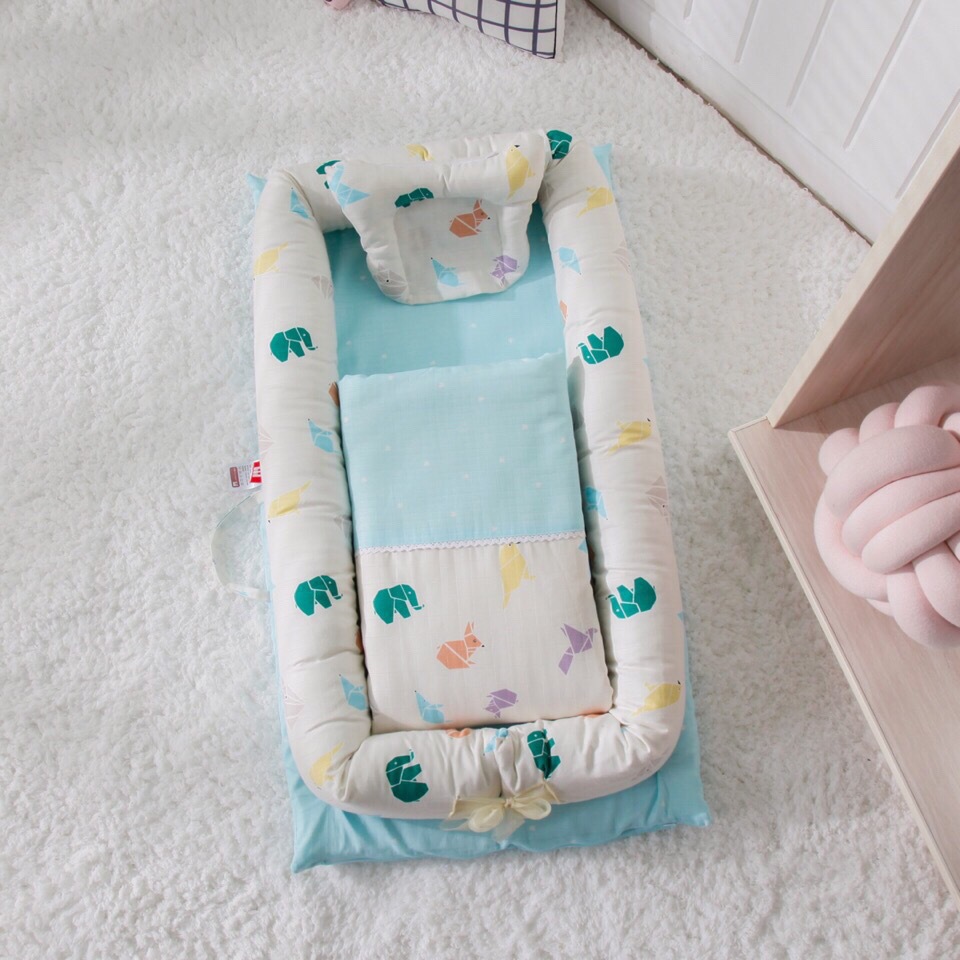 Portable Baby Bed: Lightweight & Easy to Fold - MAMTASTIC