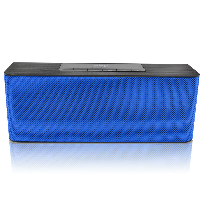 NBY5540-Bluetooth-Speaker-Port