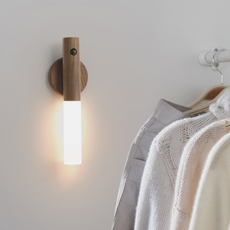 Motion Sensor Night Light with Wooden Handle,Magnetic Mount,Chilvane