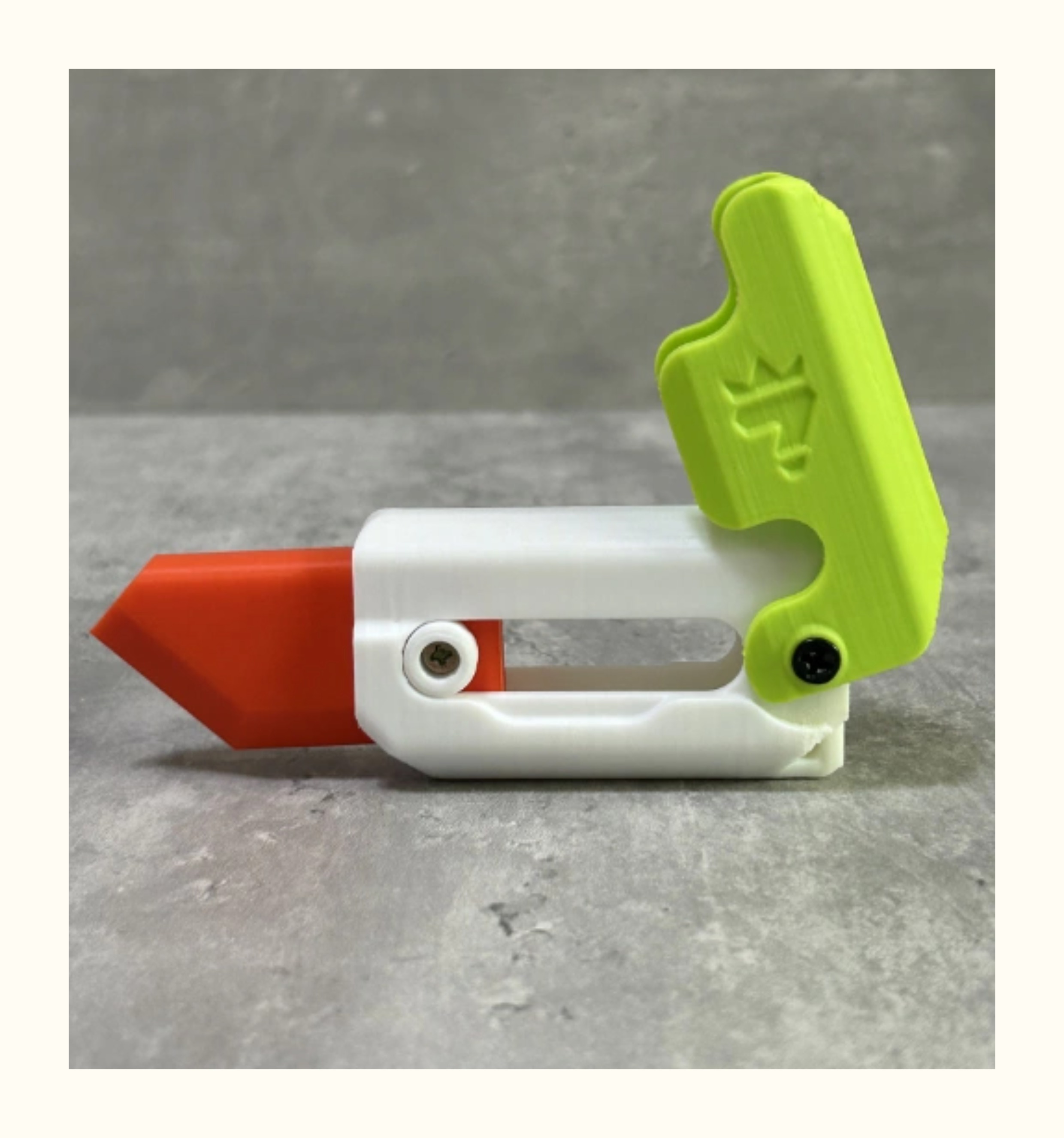 Luminous Radish Knife 3D Printing Gravity Knife Cub Jumping Small Radish  Knife Push Card Decompression Toy Mini Model Pendant