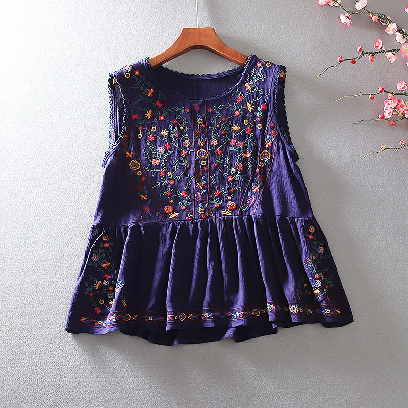 Loose Retro Embroidery Floral Top - Image 2