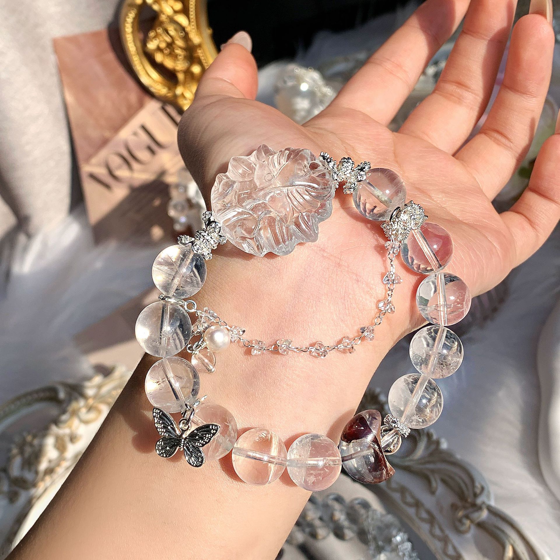 Bracelets of crystal quartz square shape beads