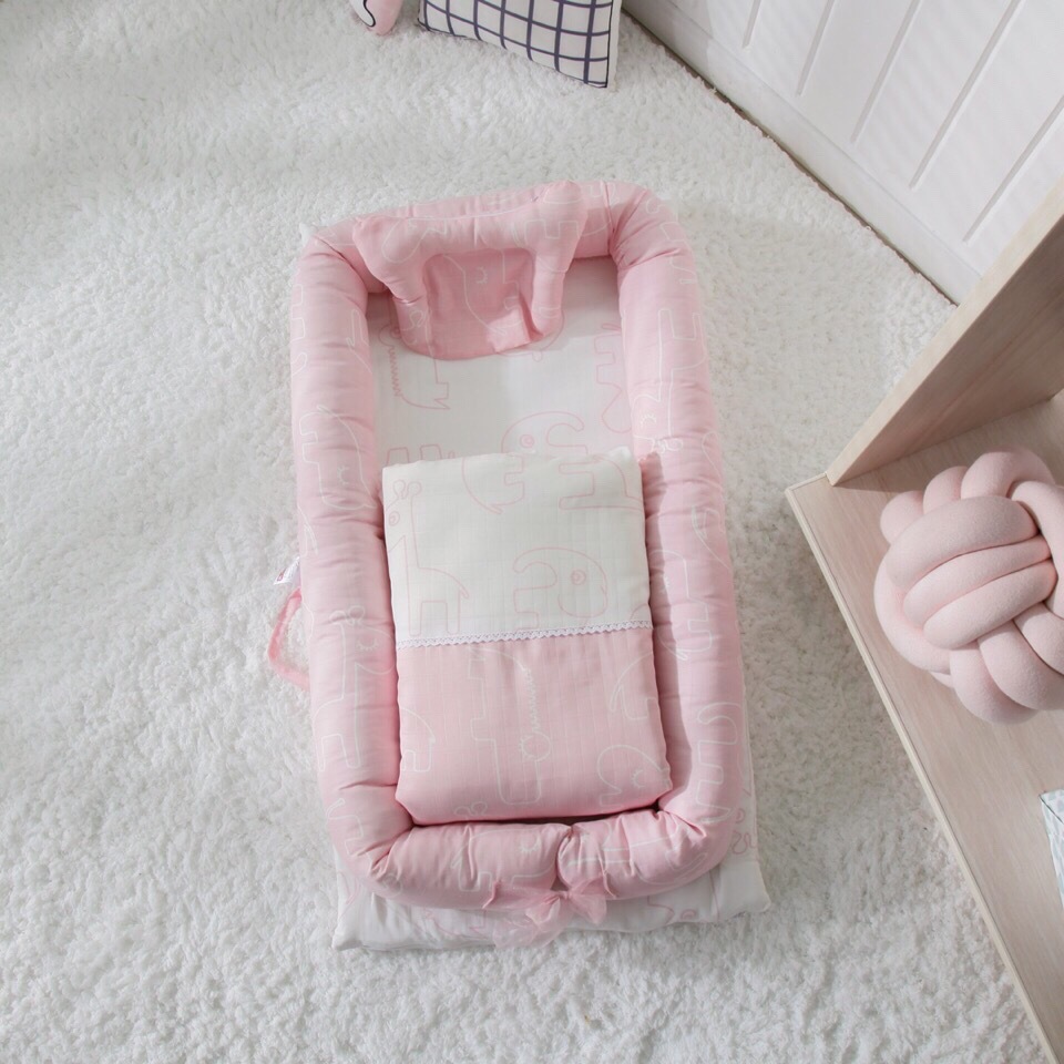 Portable Baby Bed: Lightweight & Easy to Fold - MAMTASTIC