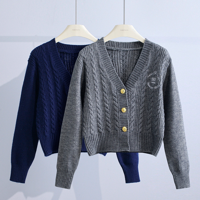 Short hotsell sweater jacket