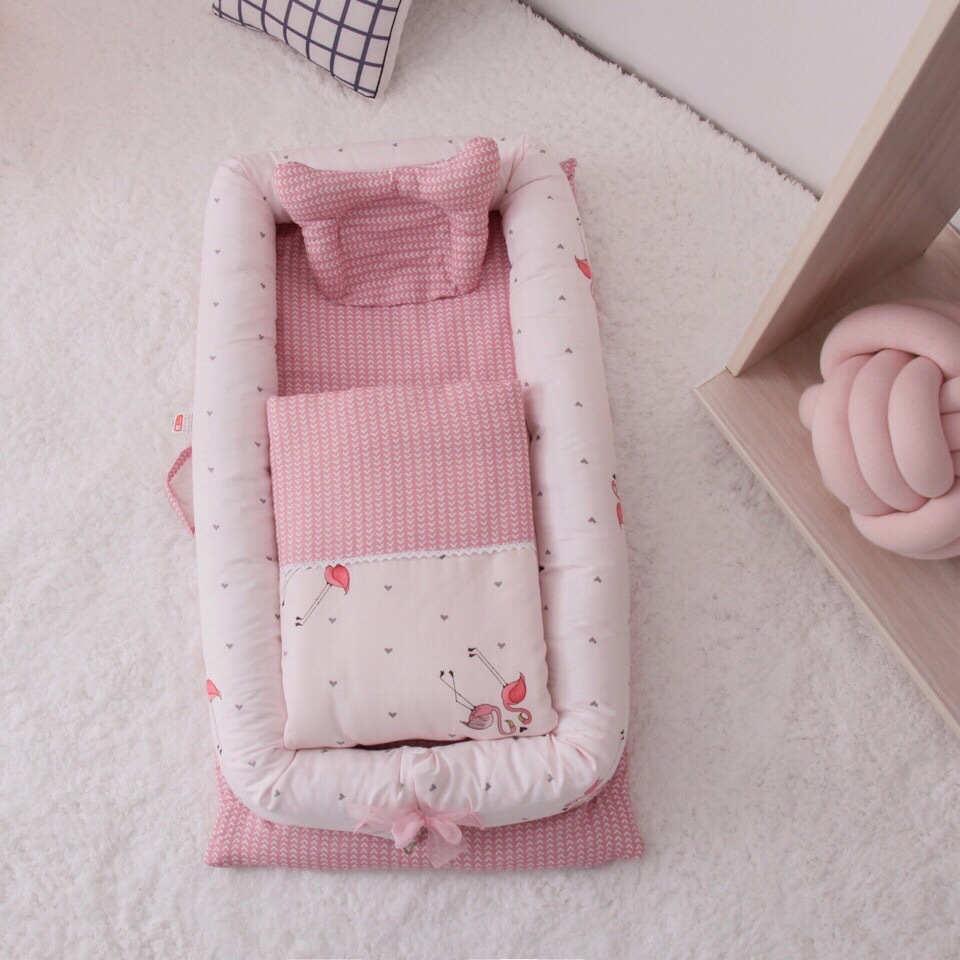 Portable Baby Bed: Lightweight & Easy to Fold - MAMTASTIC