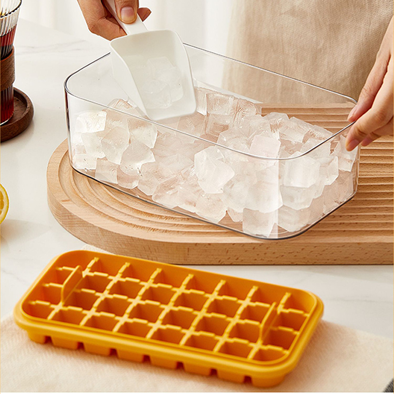 Ice Cube Trays Silicone Lids Silica Gel Cube Mold BPA Free With Lid