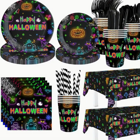 Halloween-Themed Tableware