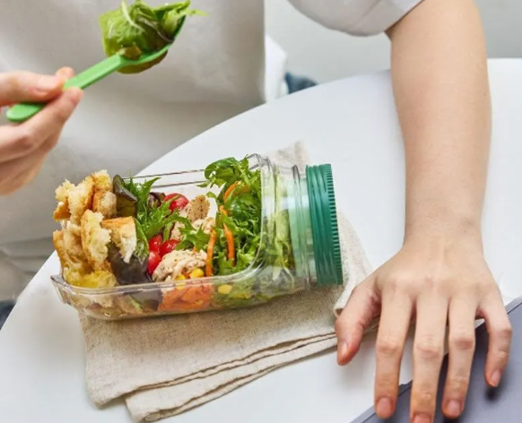 Side-opening Salad Jar