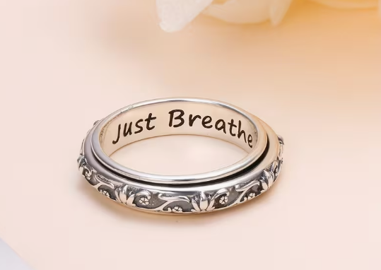 Practical but Thoughtful Valentine&rsquo;s Gifts