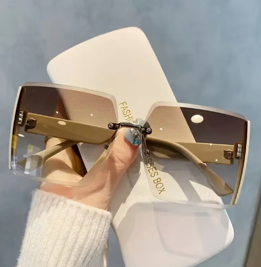 Oversized Retro Square Sunglasses